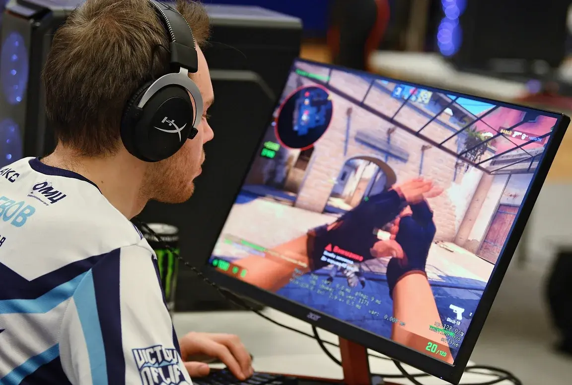 КоммерсантЪ