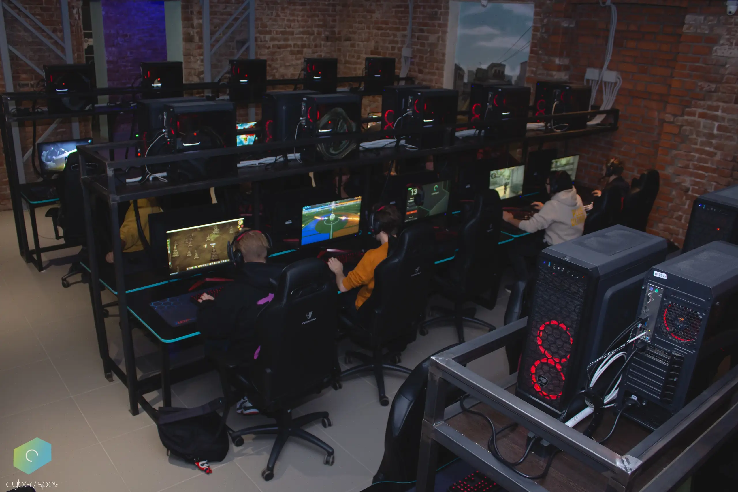 Изображение клуба Cyber/SpotV № 6