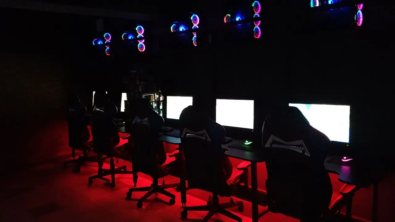 Изображение клуба WE PLAY № 1