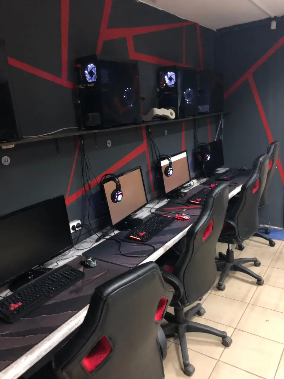 Изображение клуба ARENA на 32-ом комплексе № 4