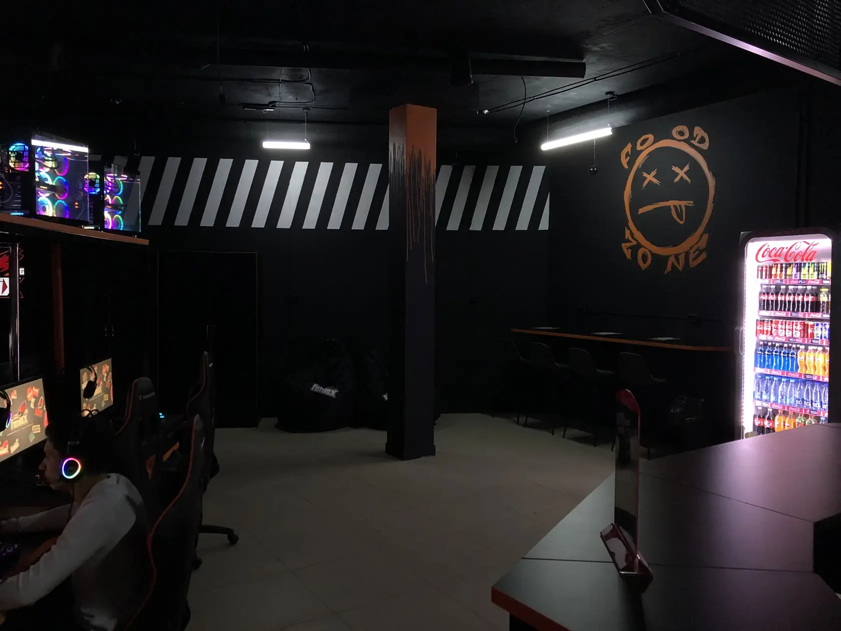 Изображение клуба FeniiiX.GG на Суздальском проспекте № 6