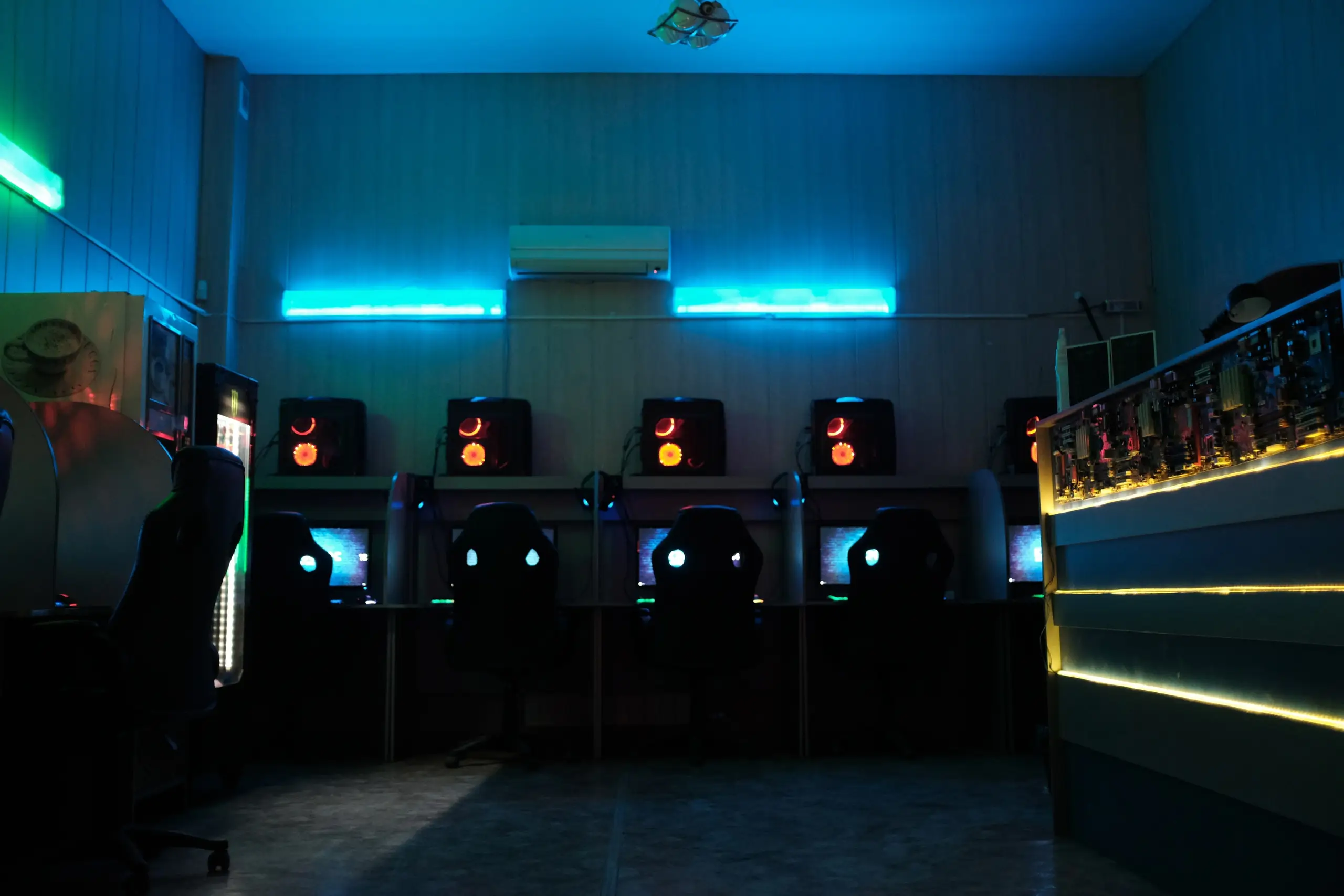 Изображение клуба Космос Lounge на Свердлова № 8