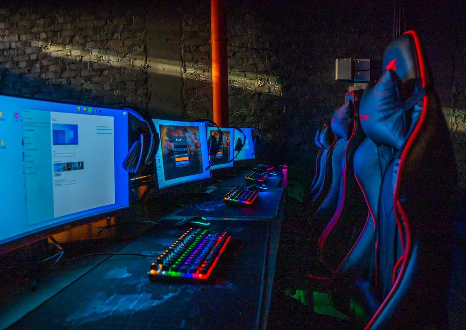 Изображение клуба КиберПанк Арена № 6