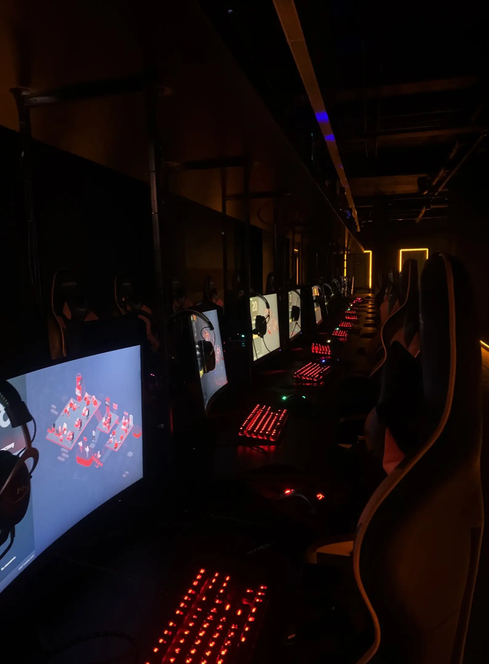 Изображение клуба Cyberspot на Дежнёва № 3