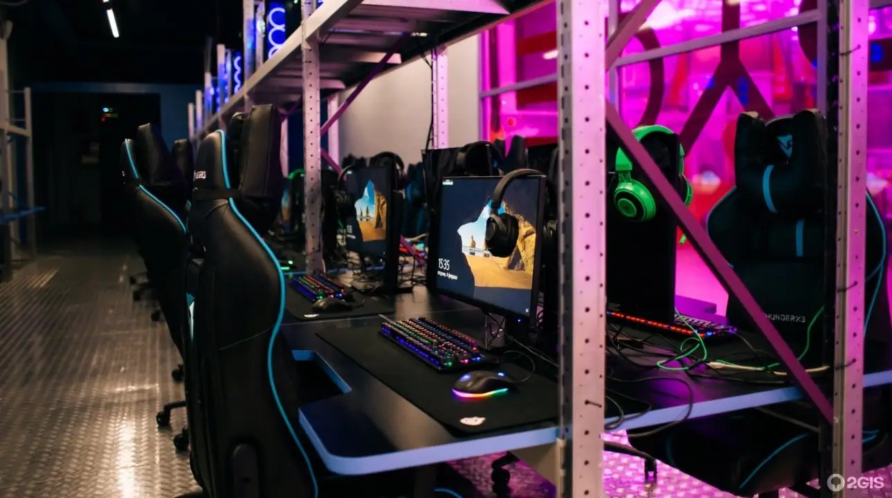 Изображение клуба HYPERSPACE на 71-м километре № 1