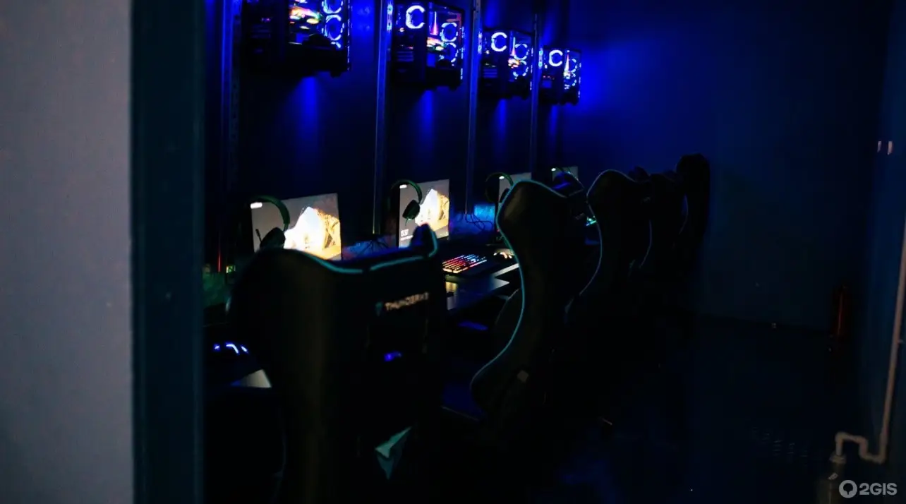 Изображение клуба HYPERSPACE на 71-м километре № 7