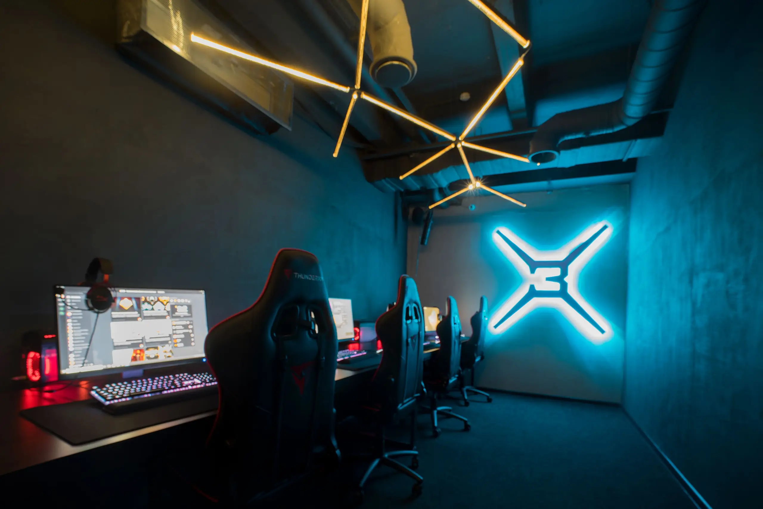 Изображение клуба X3 № 2