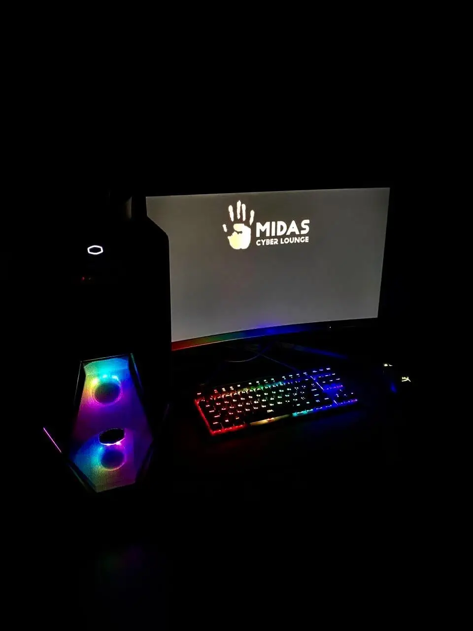 Изображение клуба MIDAS Cyber Lounge № 2