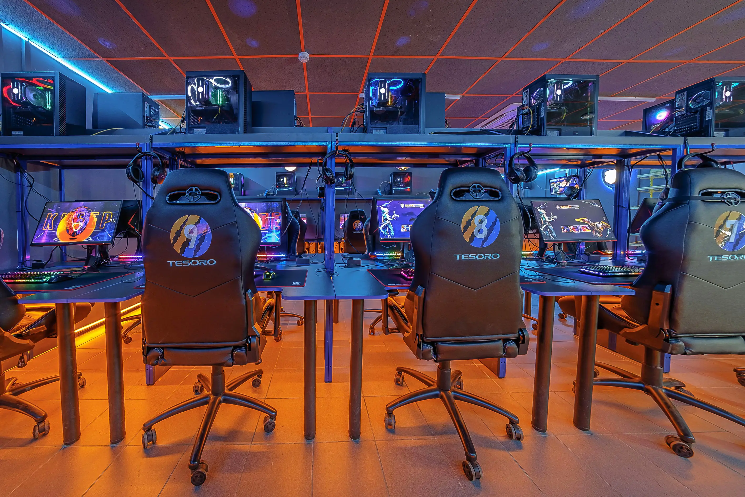 Изображение клуба КиберПрайд - Автозаводская, 27А № 8