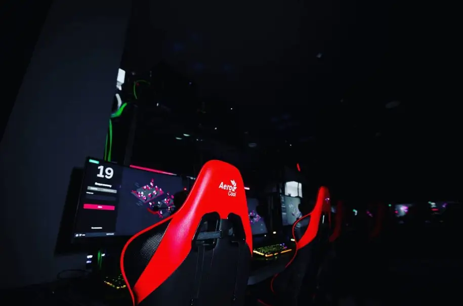 Изображение клуба RAGE № 3