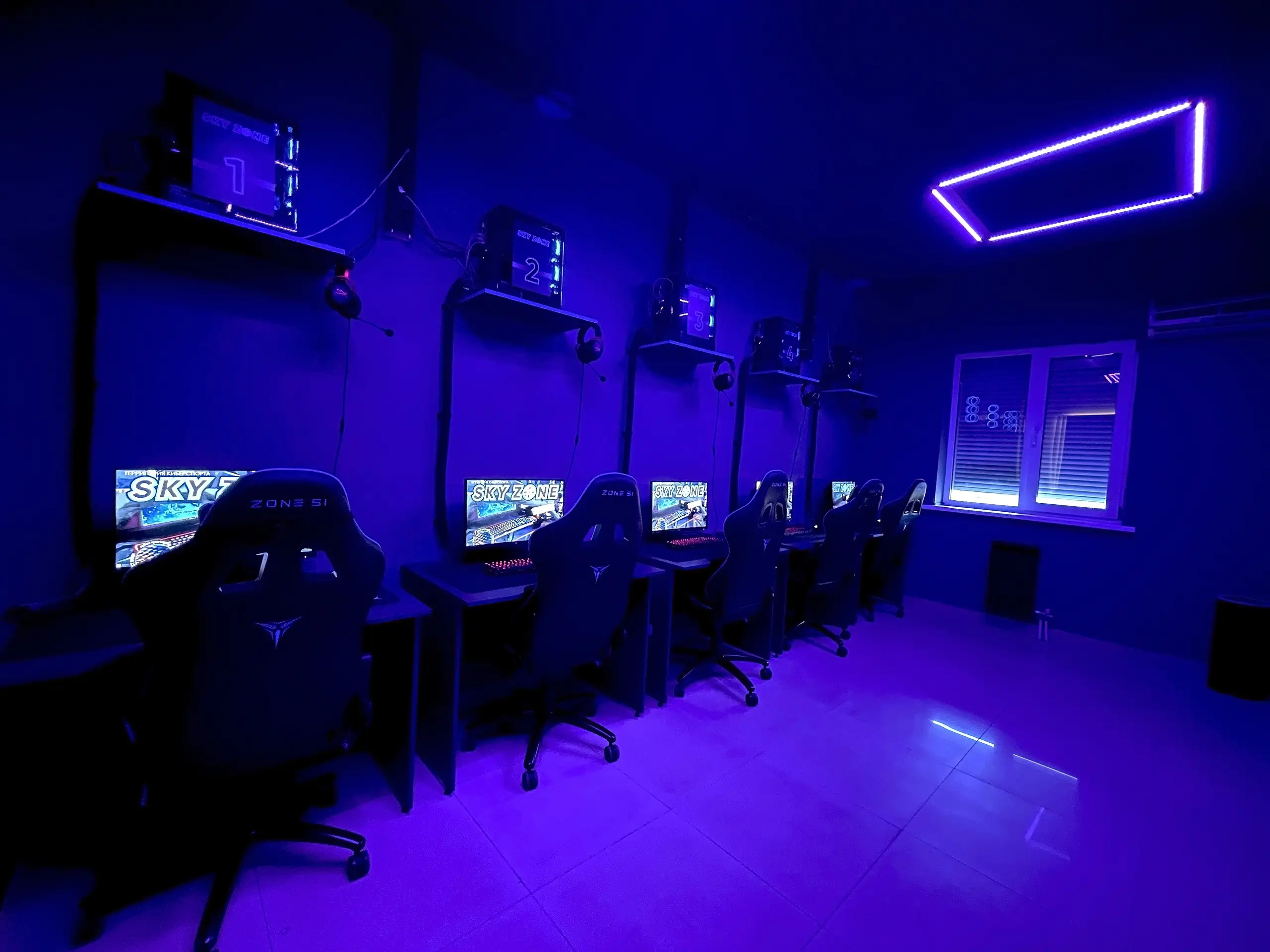 Изображение клуба SKY ZONE № 1