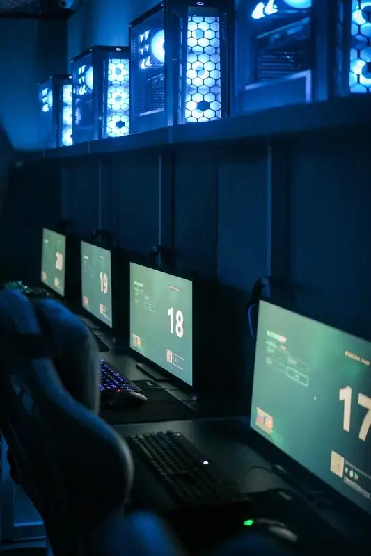 Изображение клуба CYBER SPACE № 5