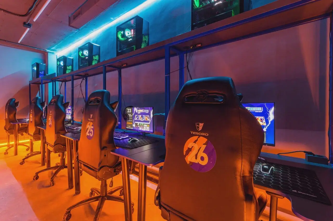 Изображение клуба КиберПрайд - Космонавтов № 3