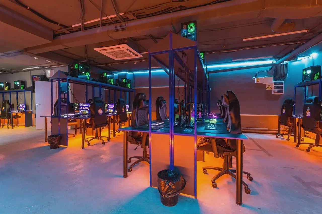 Изображение клуба КиберПрайд - Космонавтов № 6