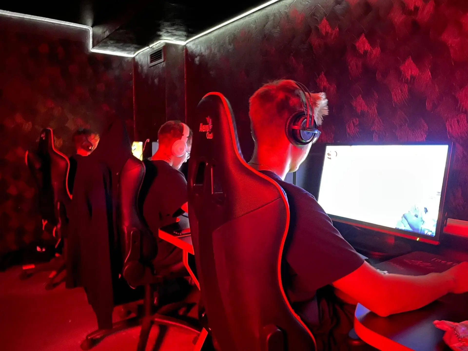 Изображение клуба TOPLEVEL CLUB № 1