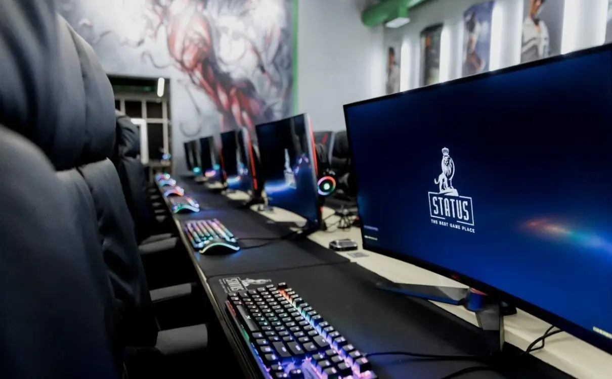 Изображение клуба STATUS № 1