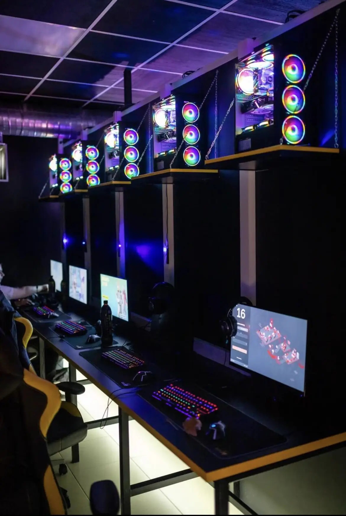 Изображение клуба BLACK POINT № 3