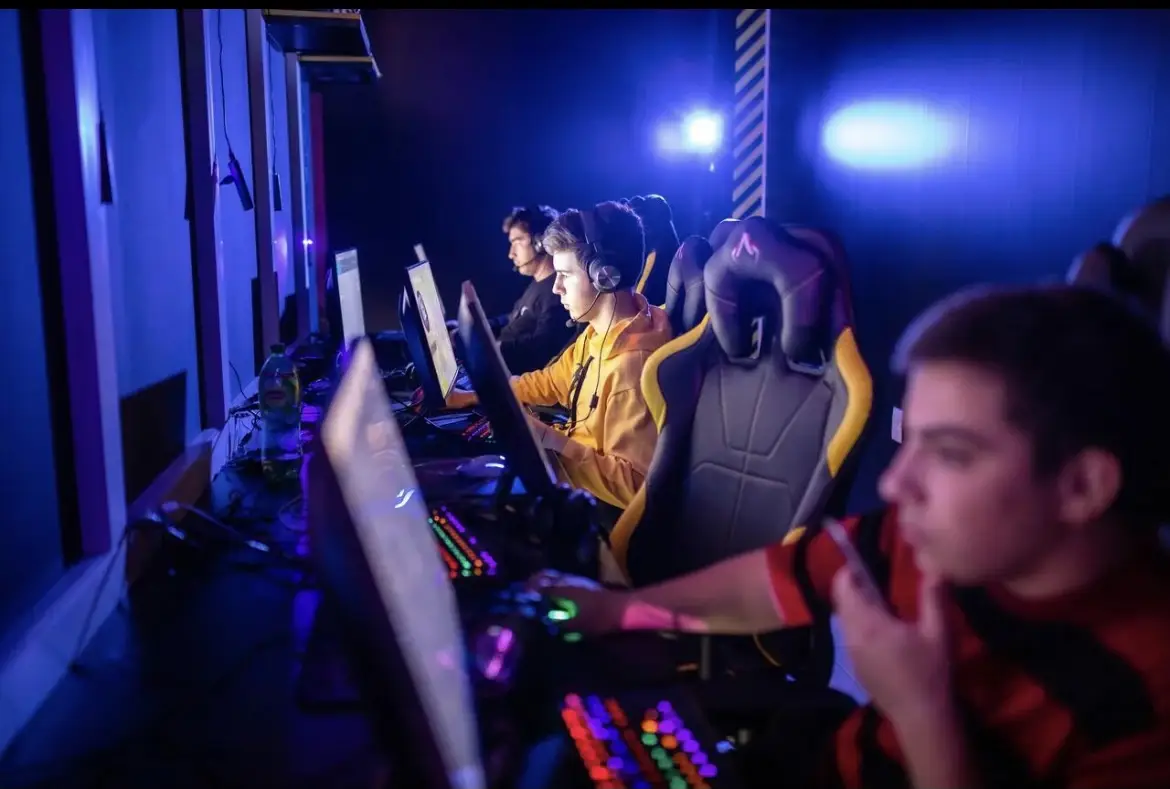 Изображение клуба BLACK POINT № 6