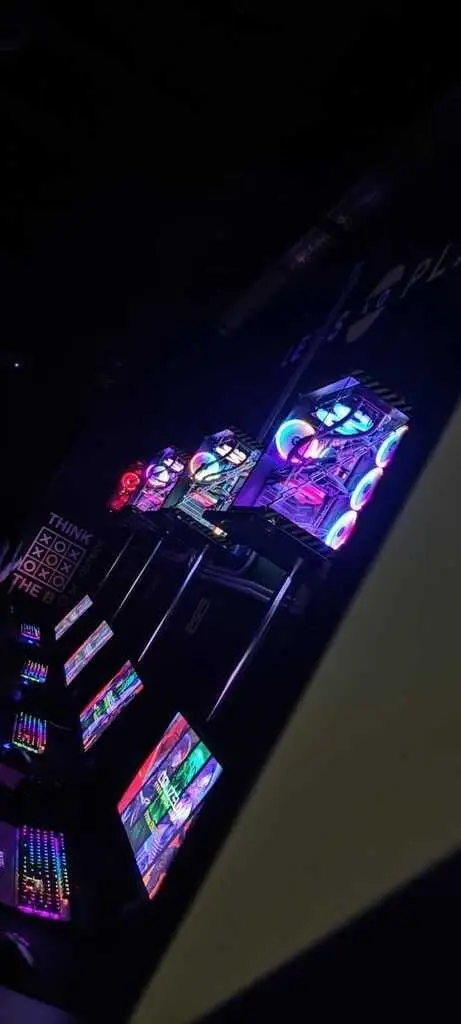 Изображение клуба COLIZEUM Народная 55 № 5