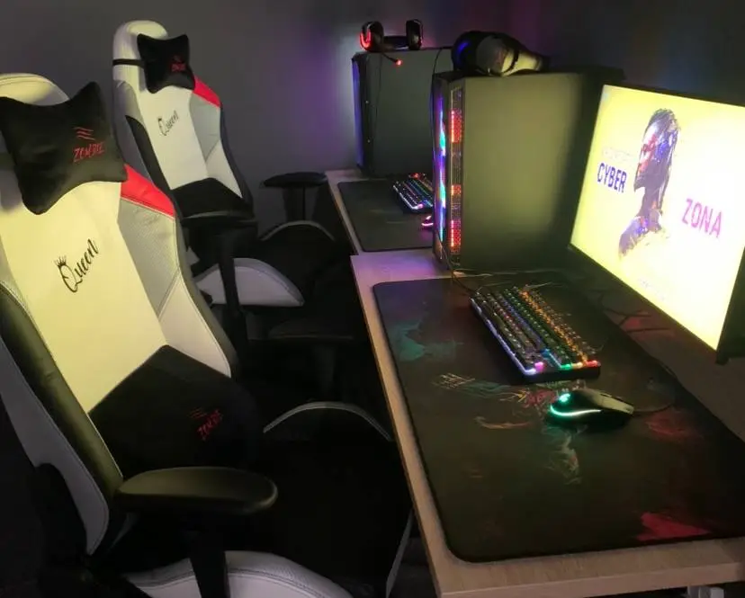 Изображение клуба CyberZon\'a № 2