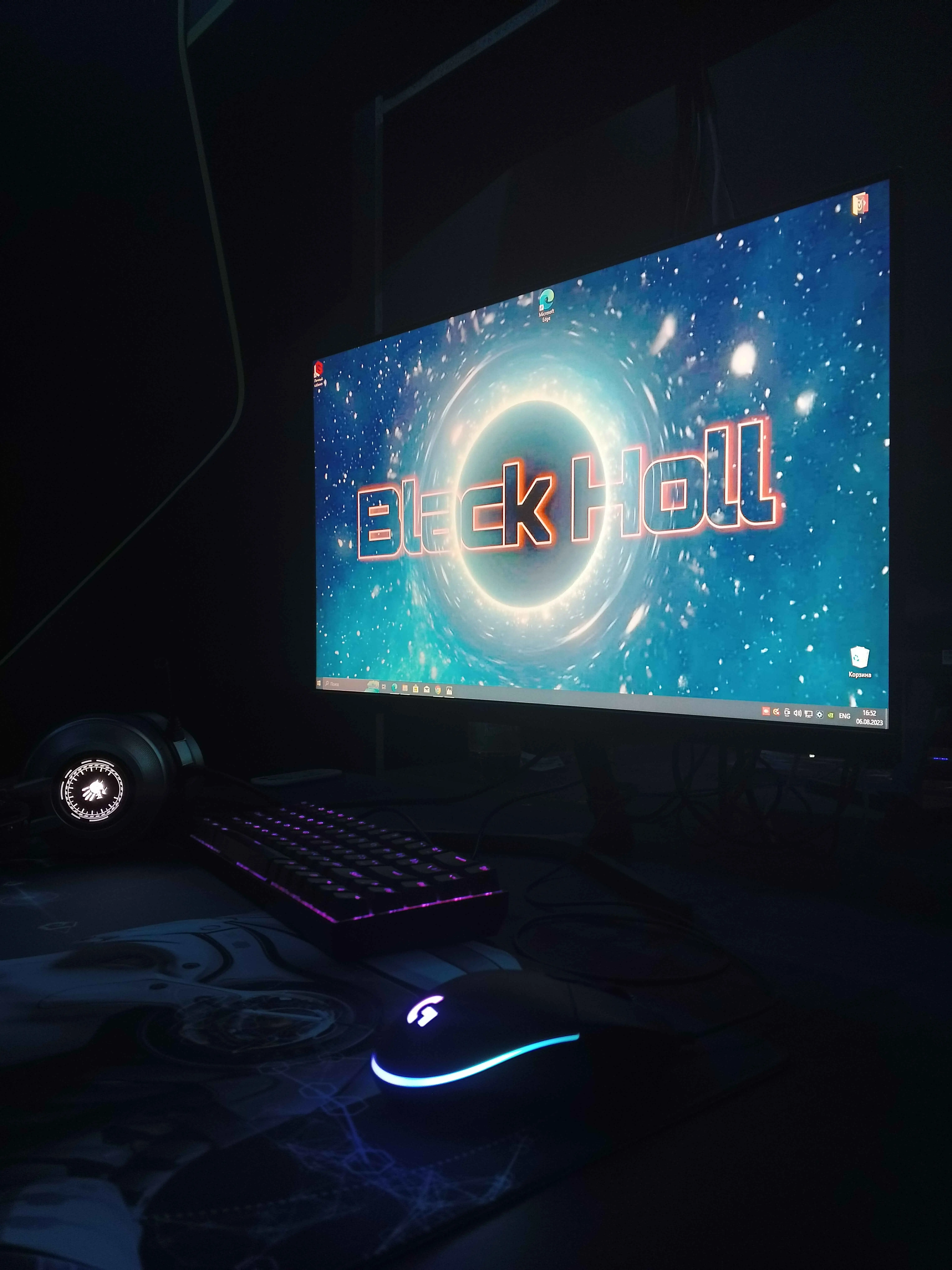 Изображение клуба Black Hole № 4