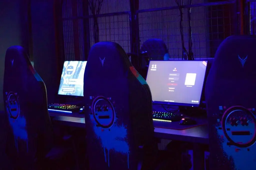 Изображение клуба Qwerty № 5