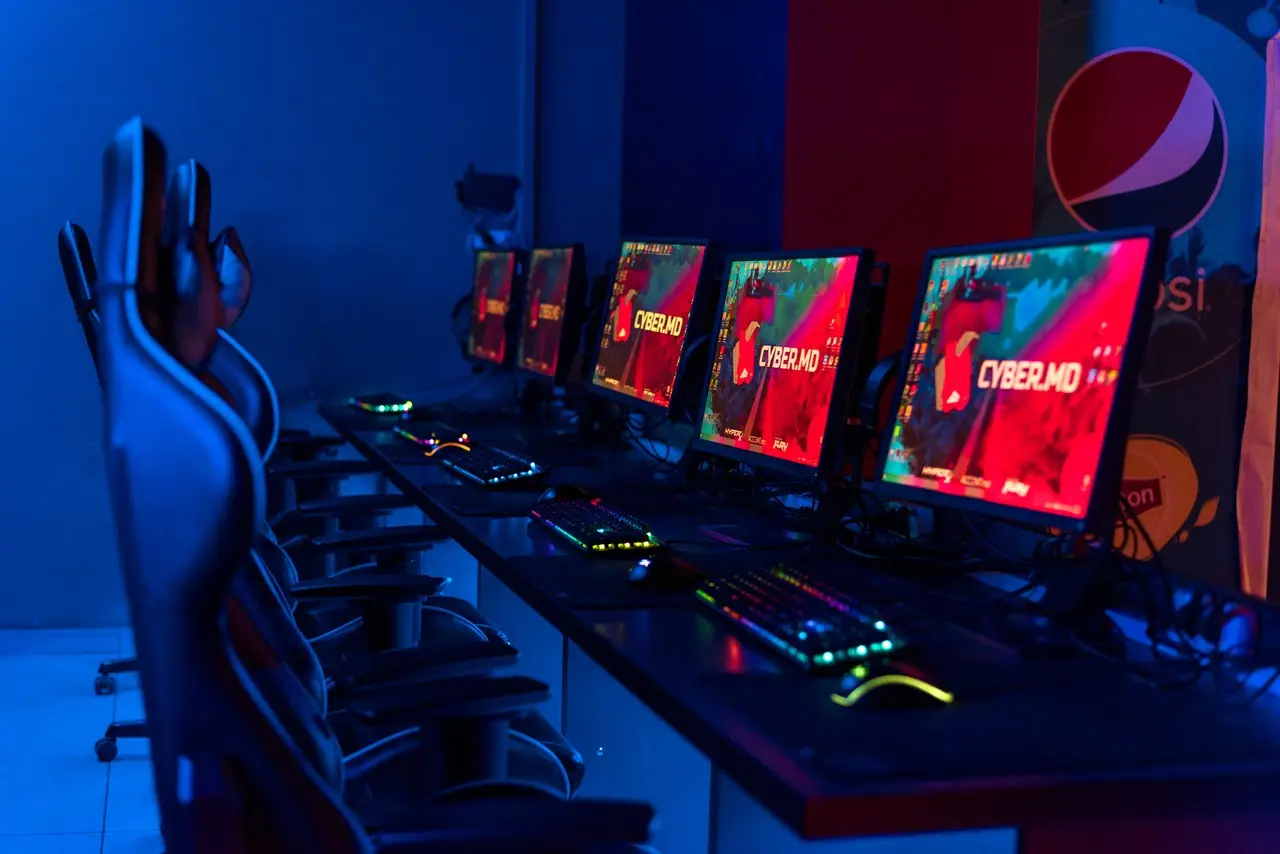 Изображение клуба CYBER.MD E-SPORTS ARENA № 4