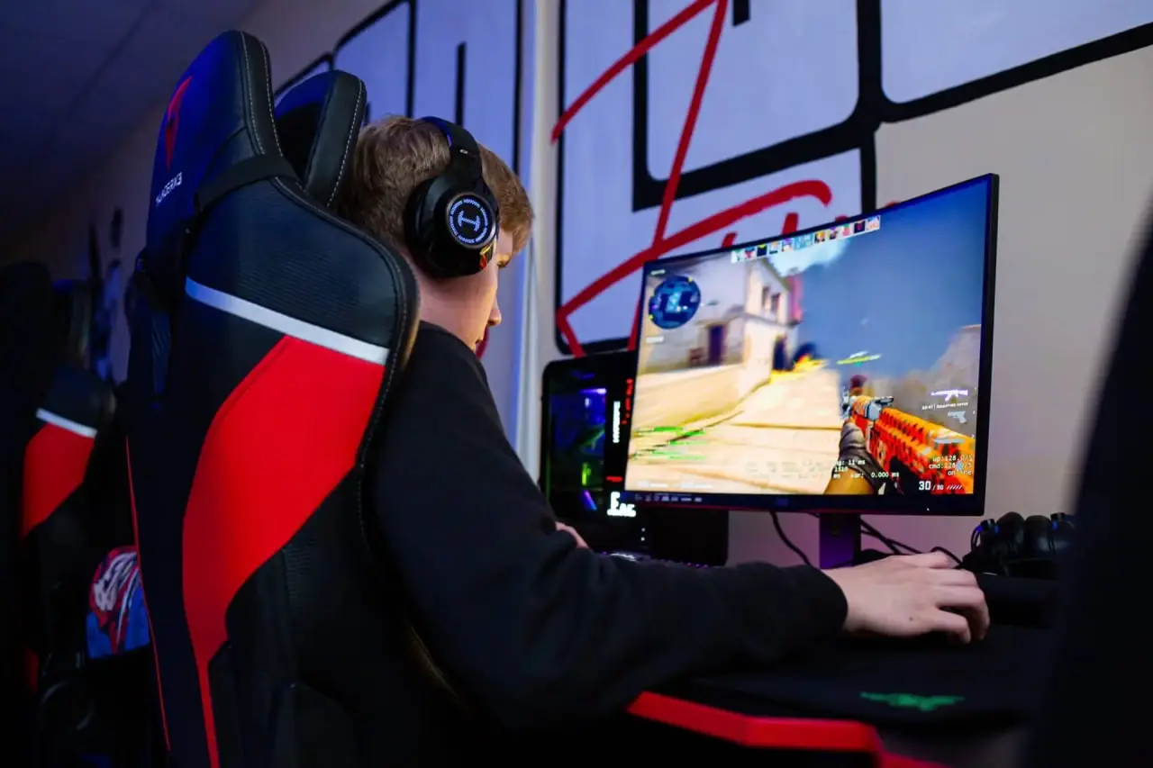 Изображение клуба .EXE № 5