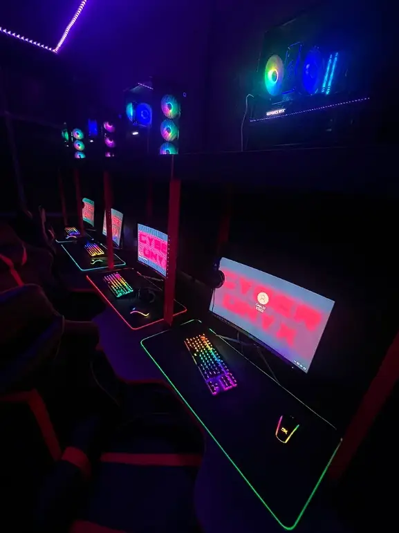 Изображение клуба Cyber Onyx № 3