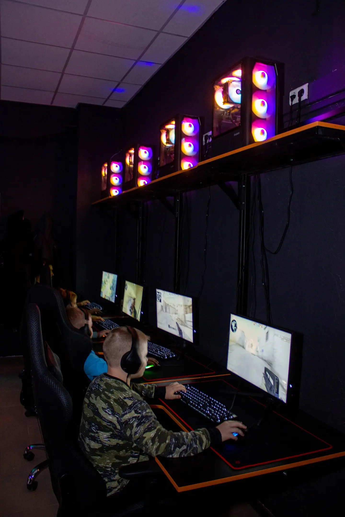 Изображение клуба CyberLounge № 1