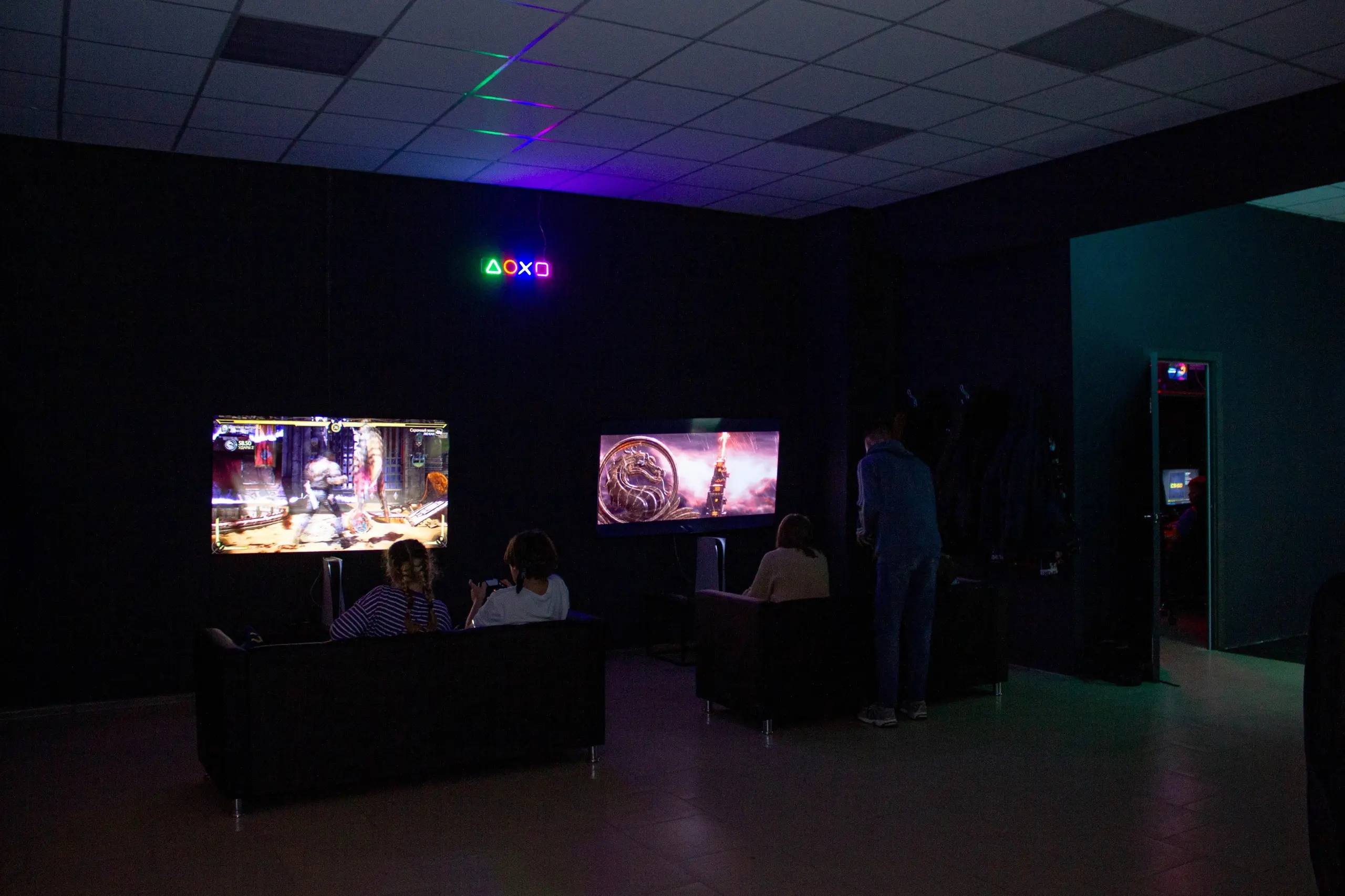 Изображение клуба CyberLounge № 3