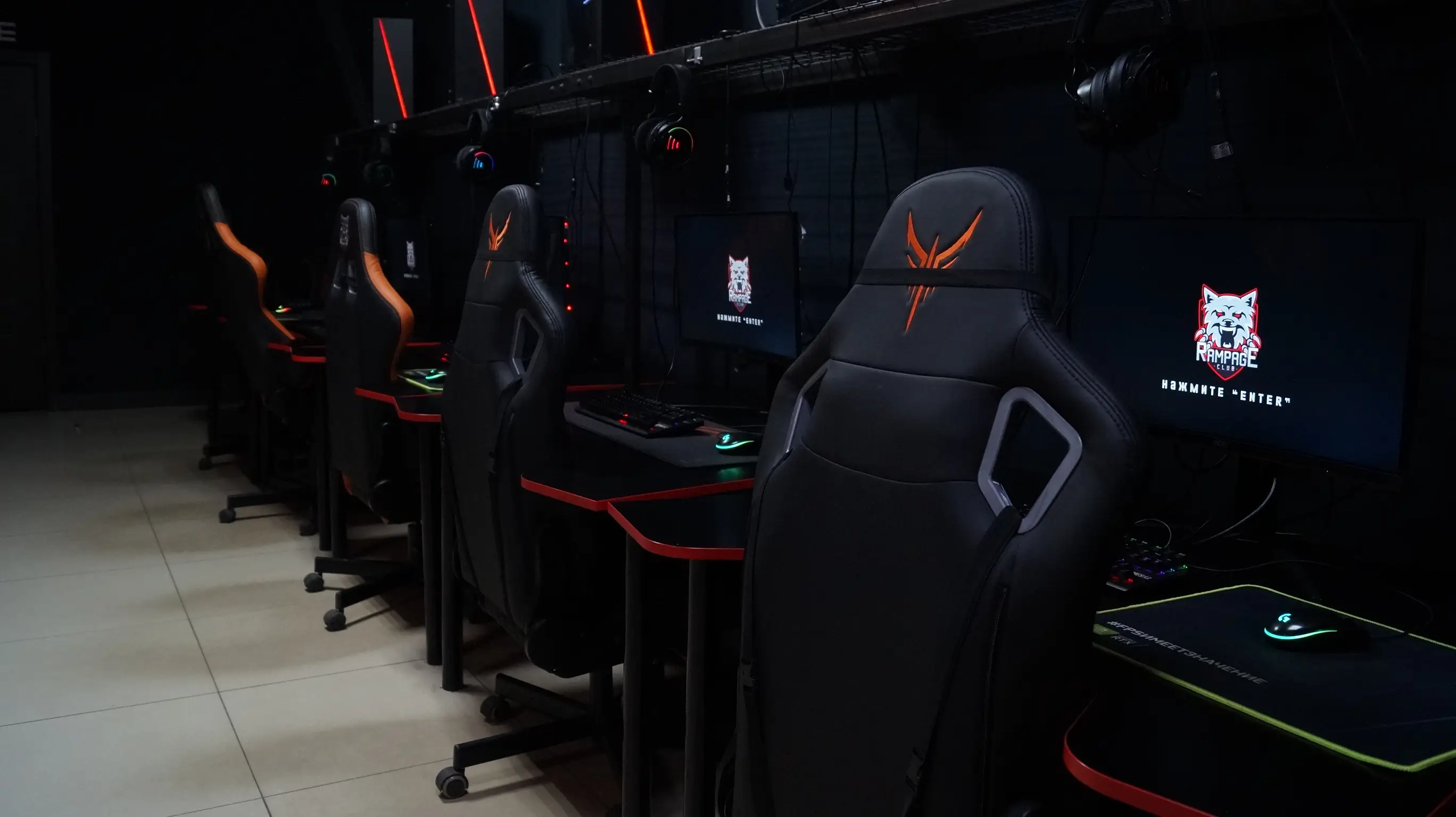 Изображение клуба Rampage на Космонавтов № 8
