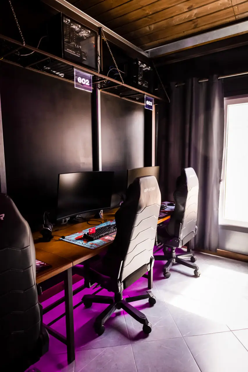 Изображение клуба BASE 862 № 7