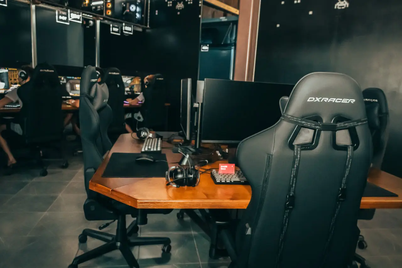 Изображение клуба BASE 862 № 10