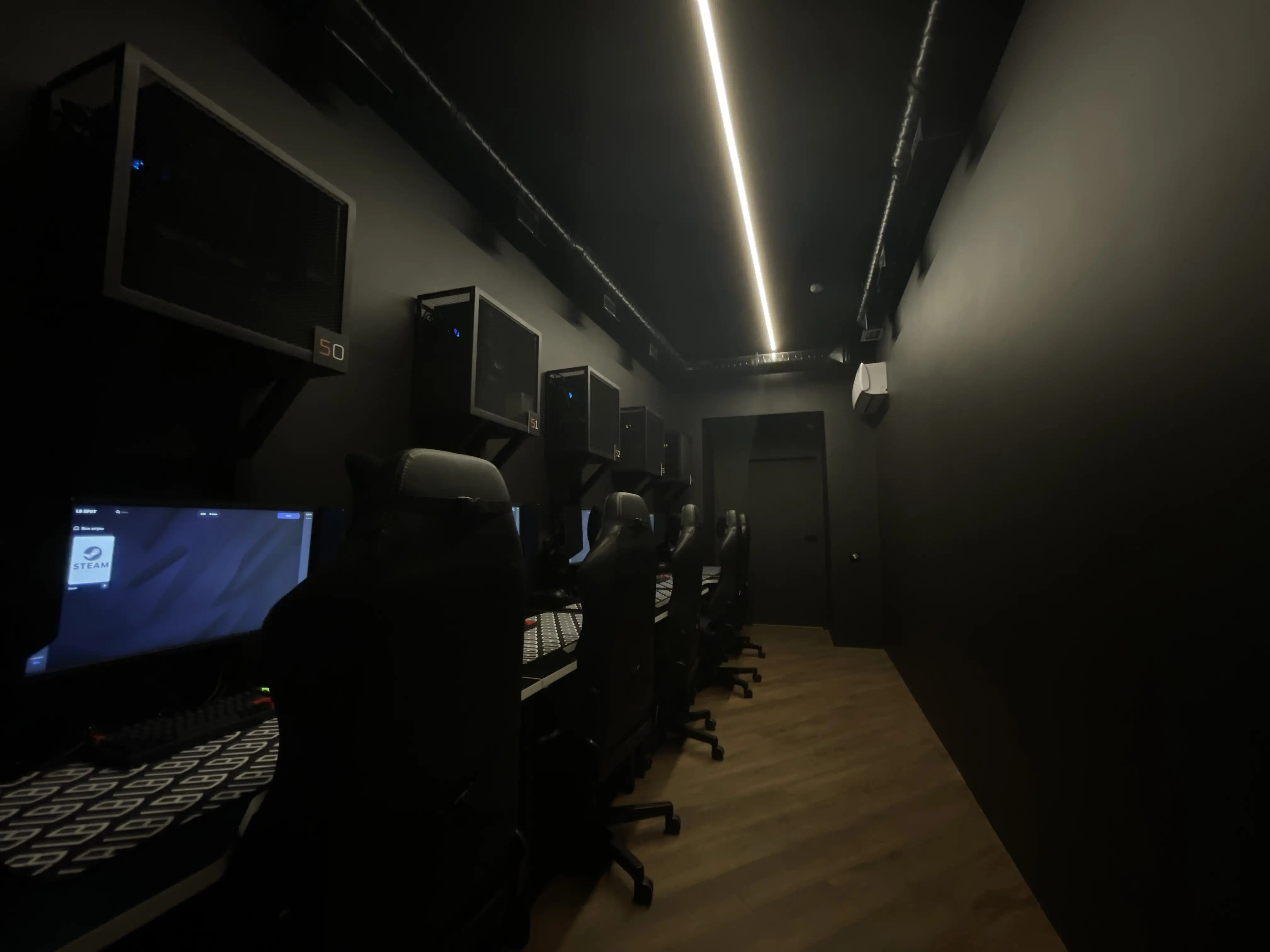 Изображение клуба L8 SPOT В.О. № 7