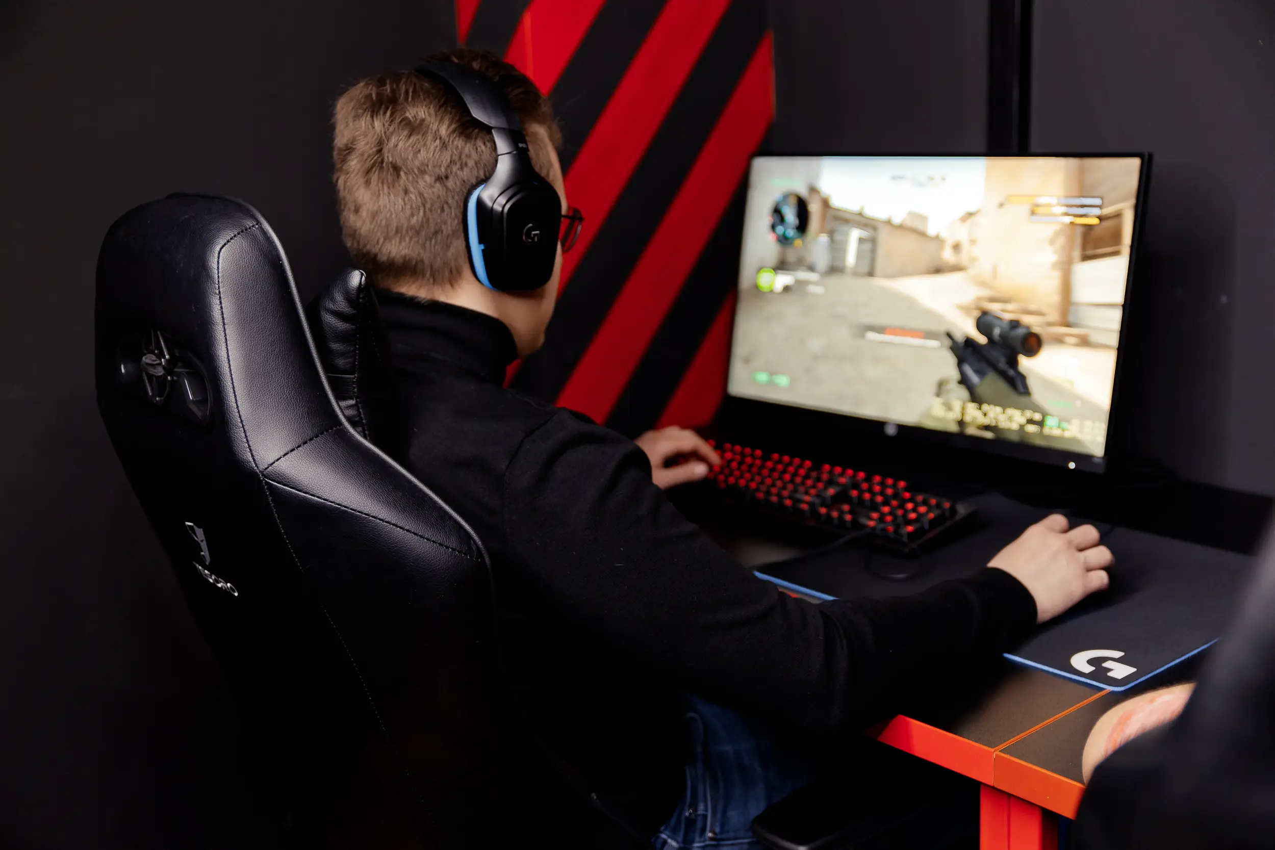 Изображение клуба SANSTRIKE № 10