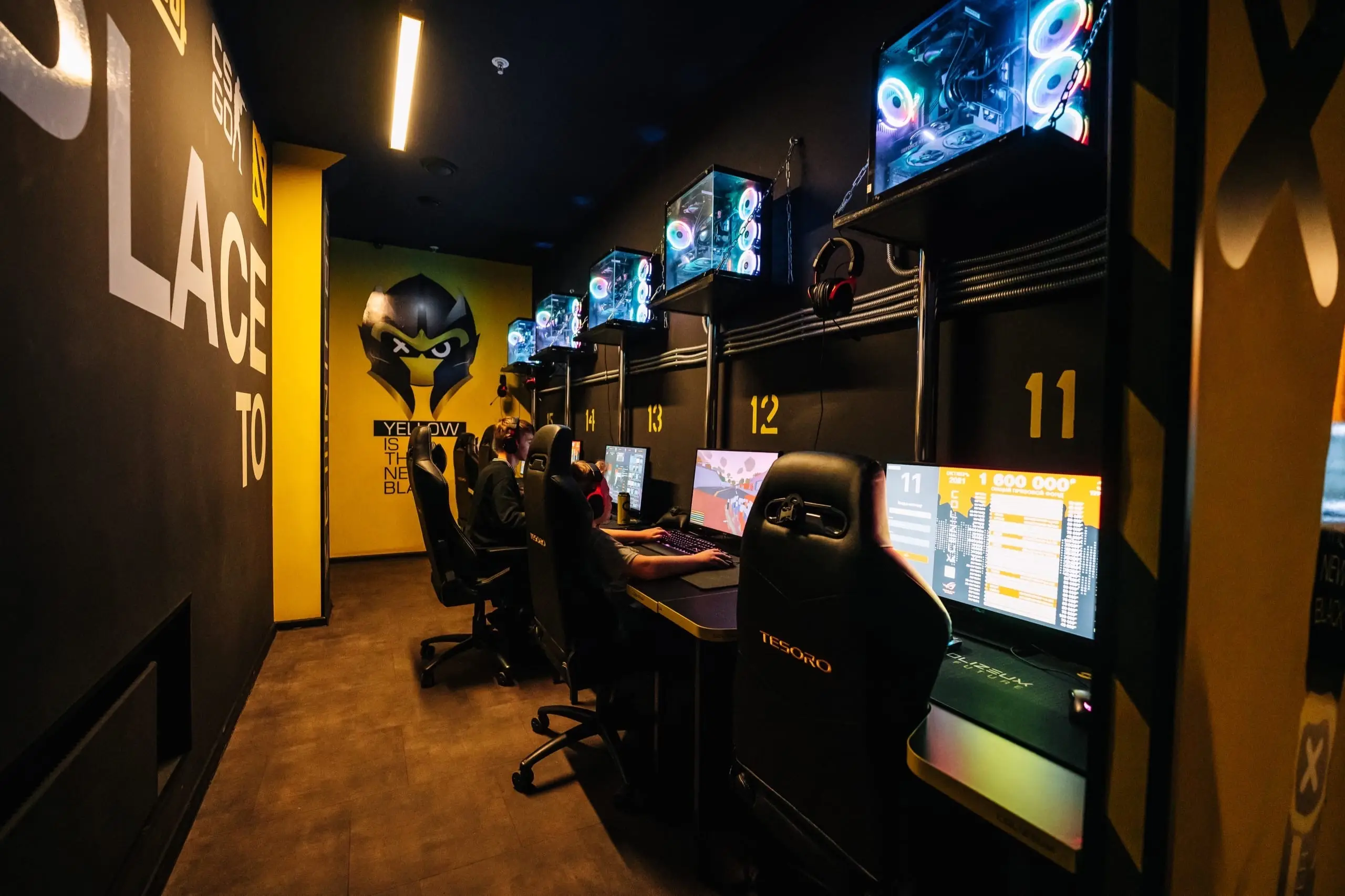 Изображение клуба COLIZEUM Ноябрьск № 9