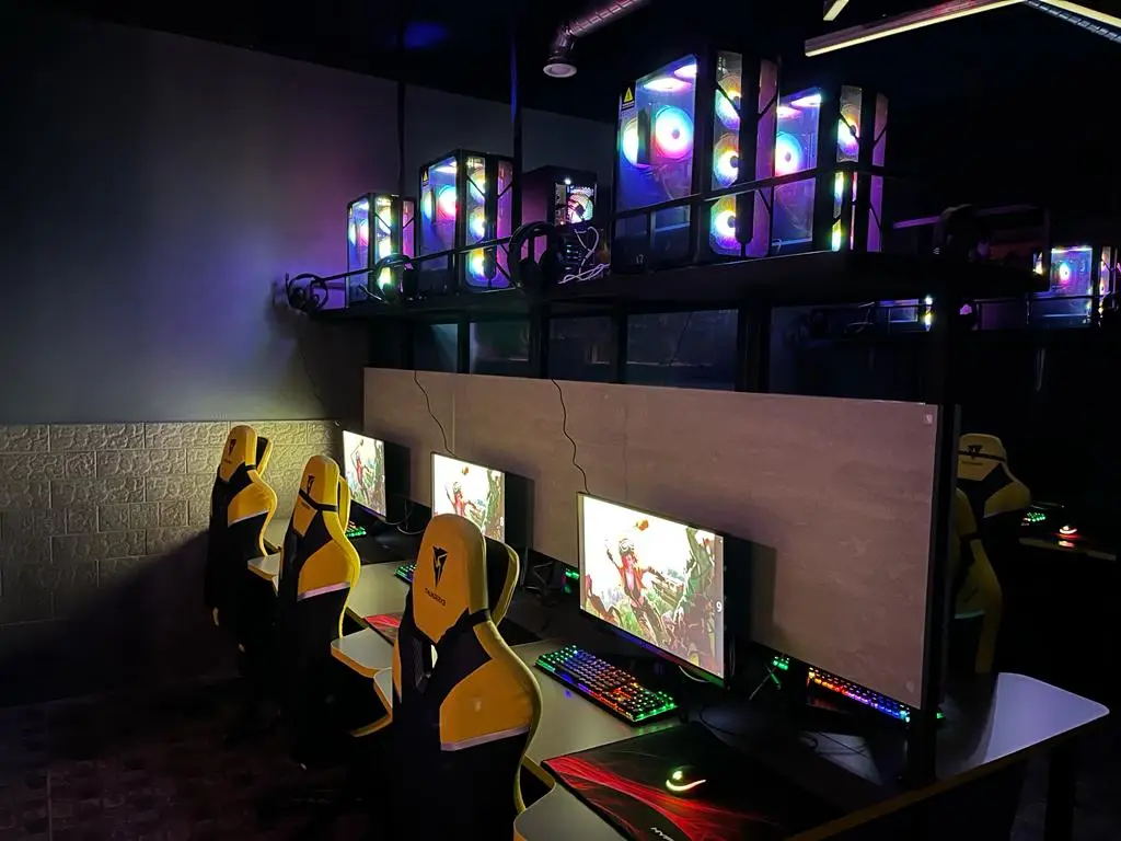 Изображение клуба SHOT № 9