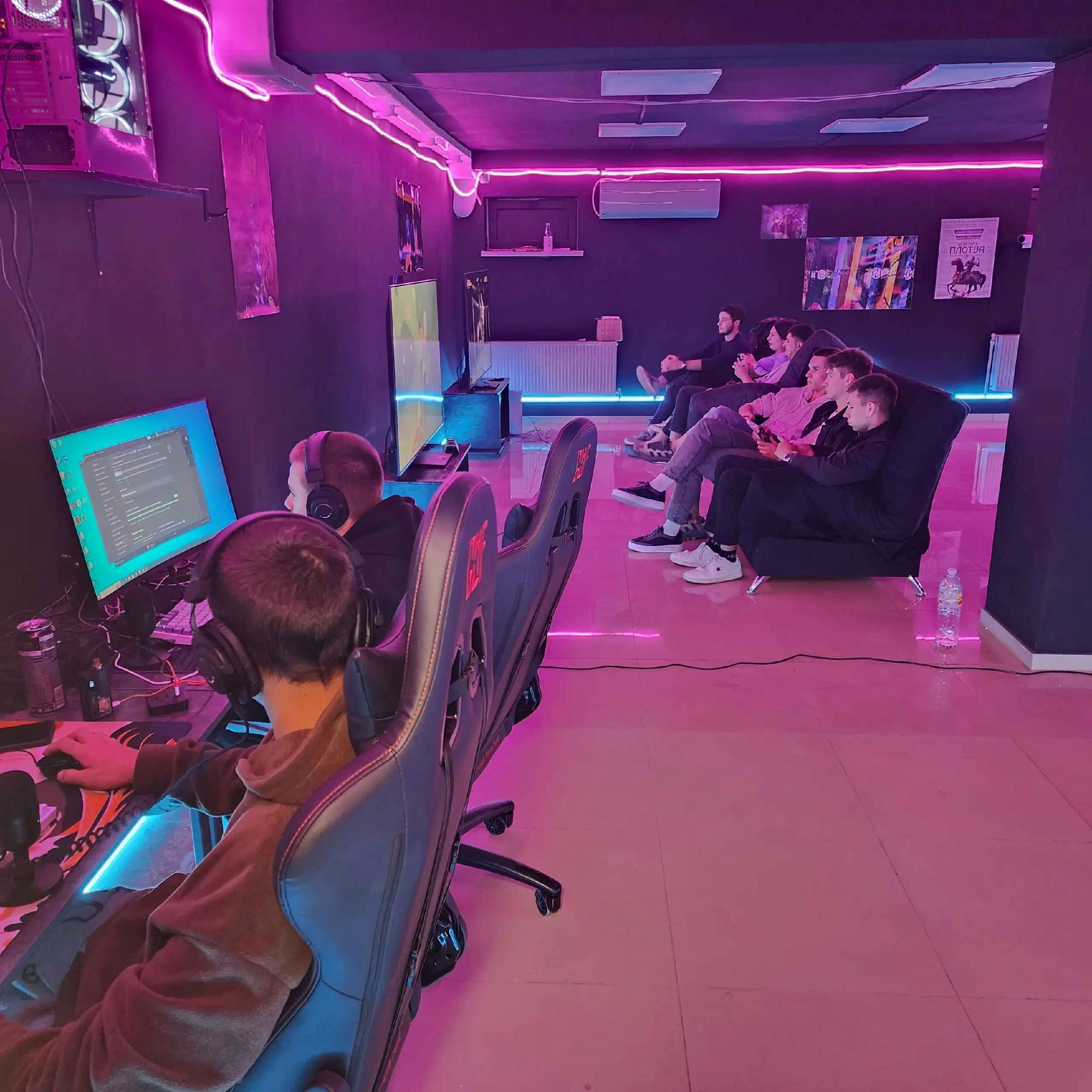 Изображение клуба Random Time № 1