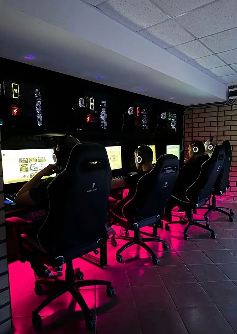 Изображение клуба OnlyDUST № 3