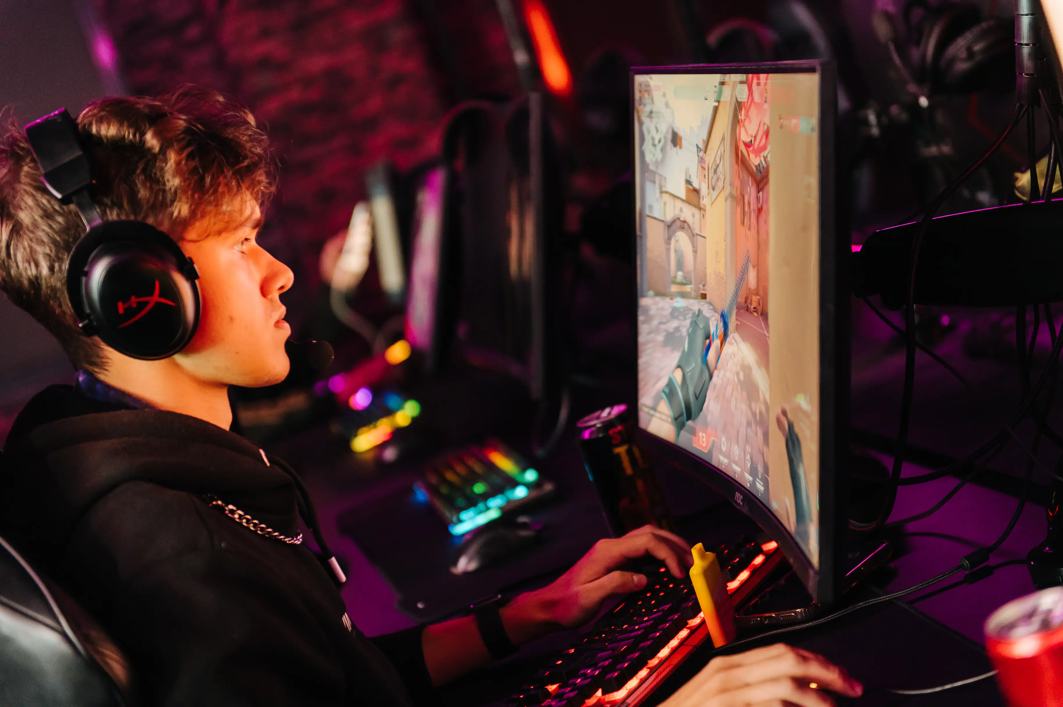 Изображение клуба CyberLife на Гончарова № 4