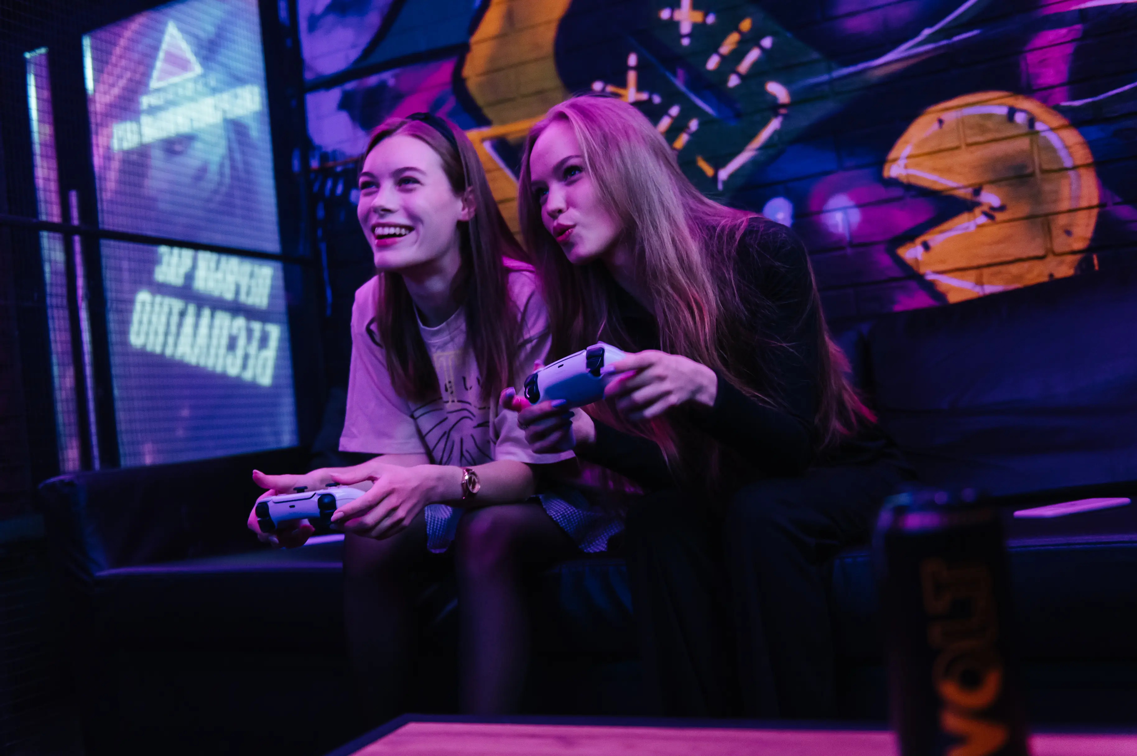 Изображение клуба CyberLife на Гончарова № 7