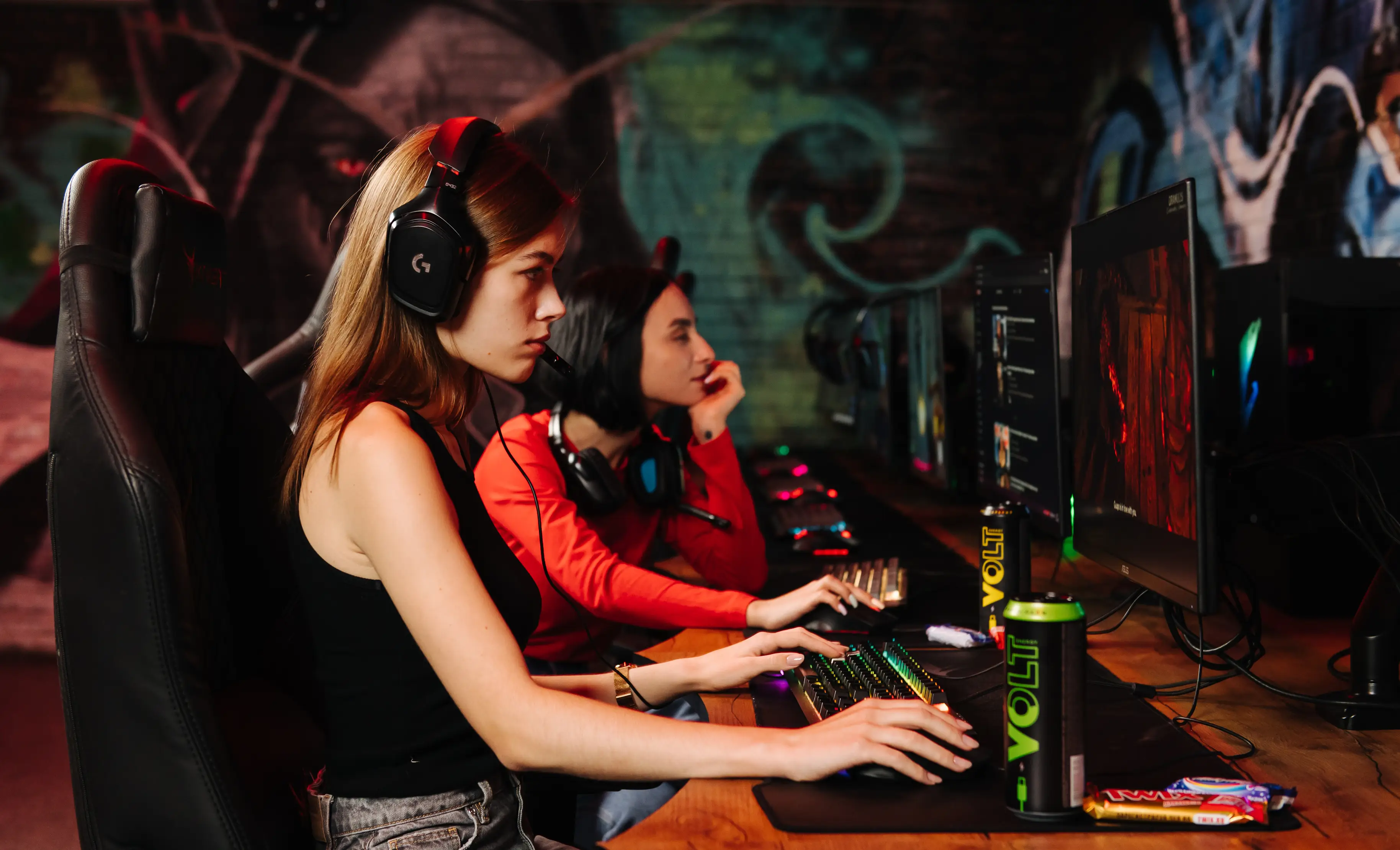 Изображение клуба CyberLife на Розы Люксембург № 6