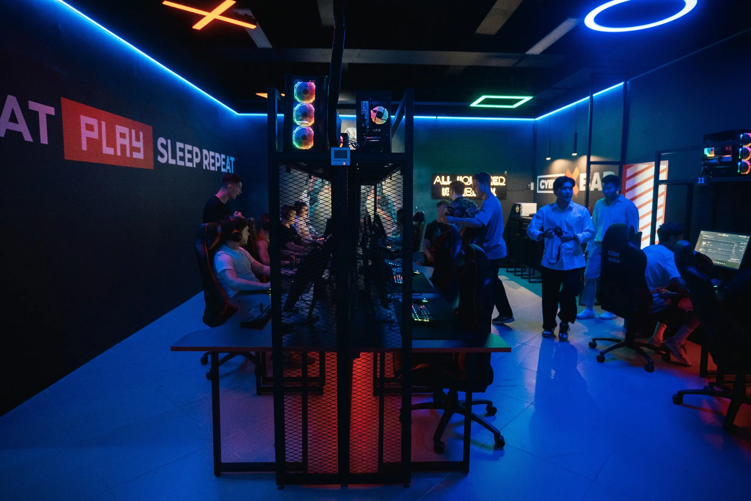 Изображение клуба CyberX Solnechniy № 8