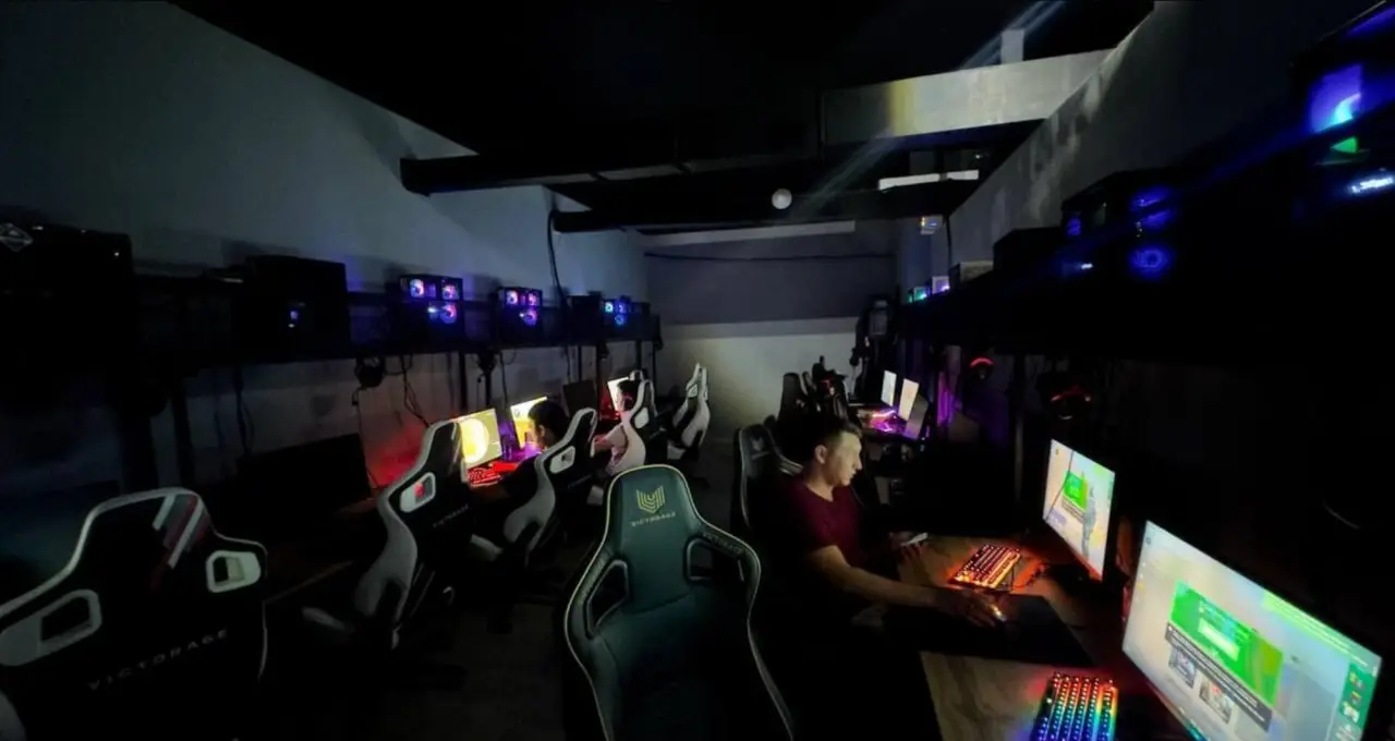 Изображение клуба RX Cyber Arena № 7