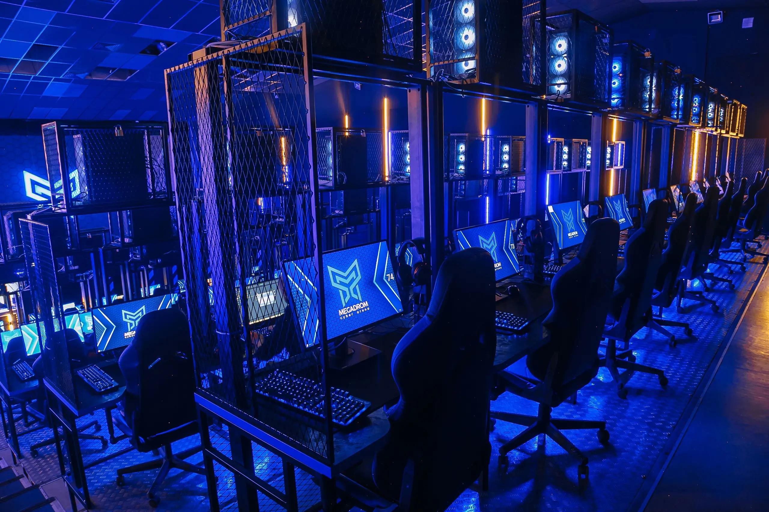 Изображение клуба MEGADROM Парк-Хаус № 7