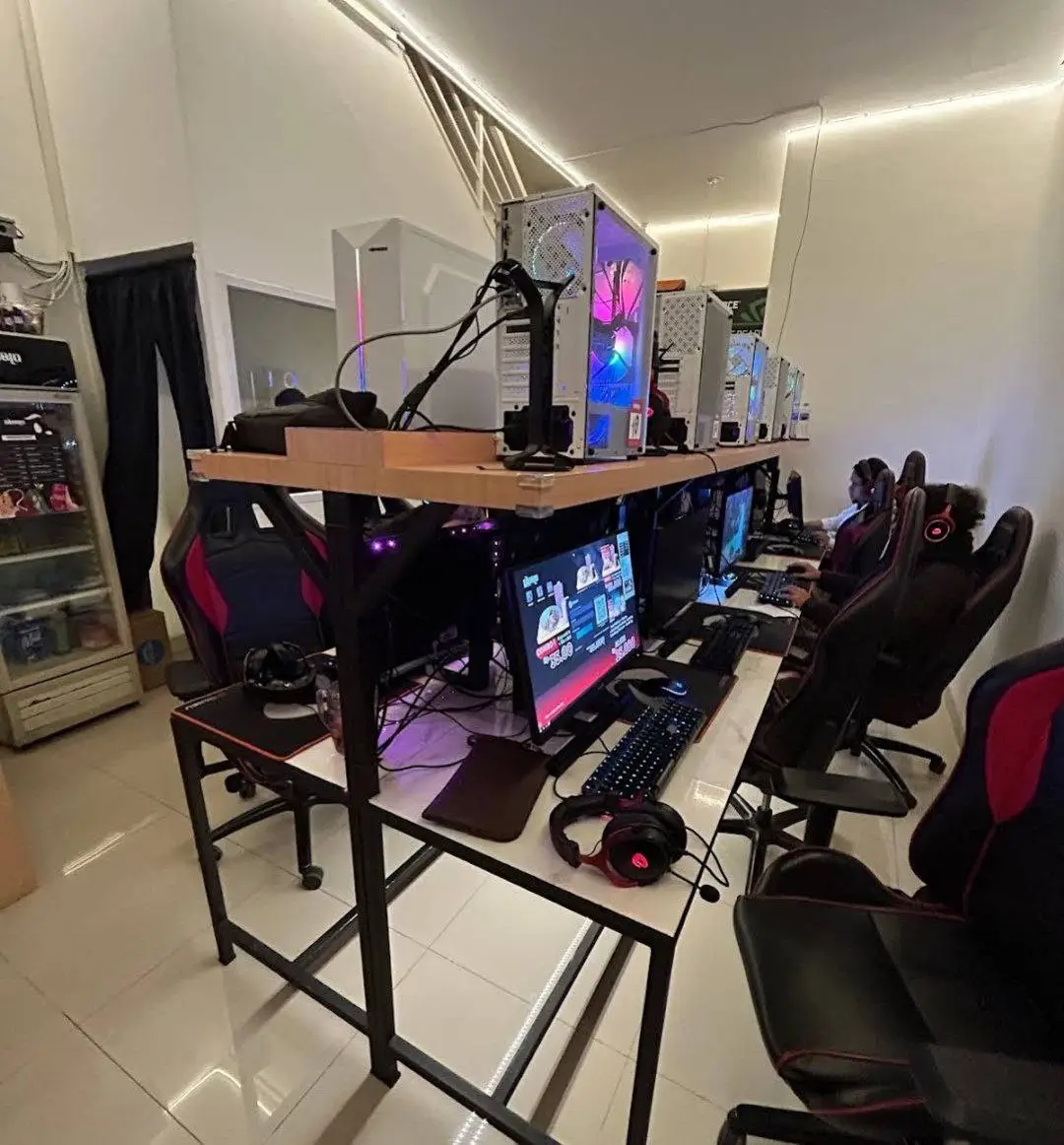 Изображение клуба DIABLO e-Sports Cafe Gaming House № 2