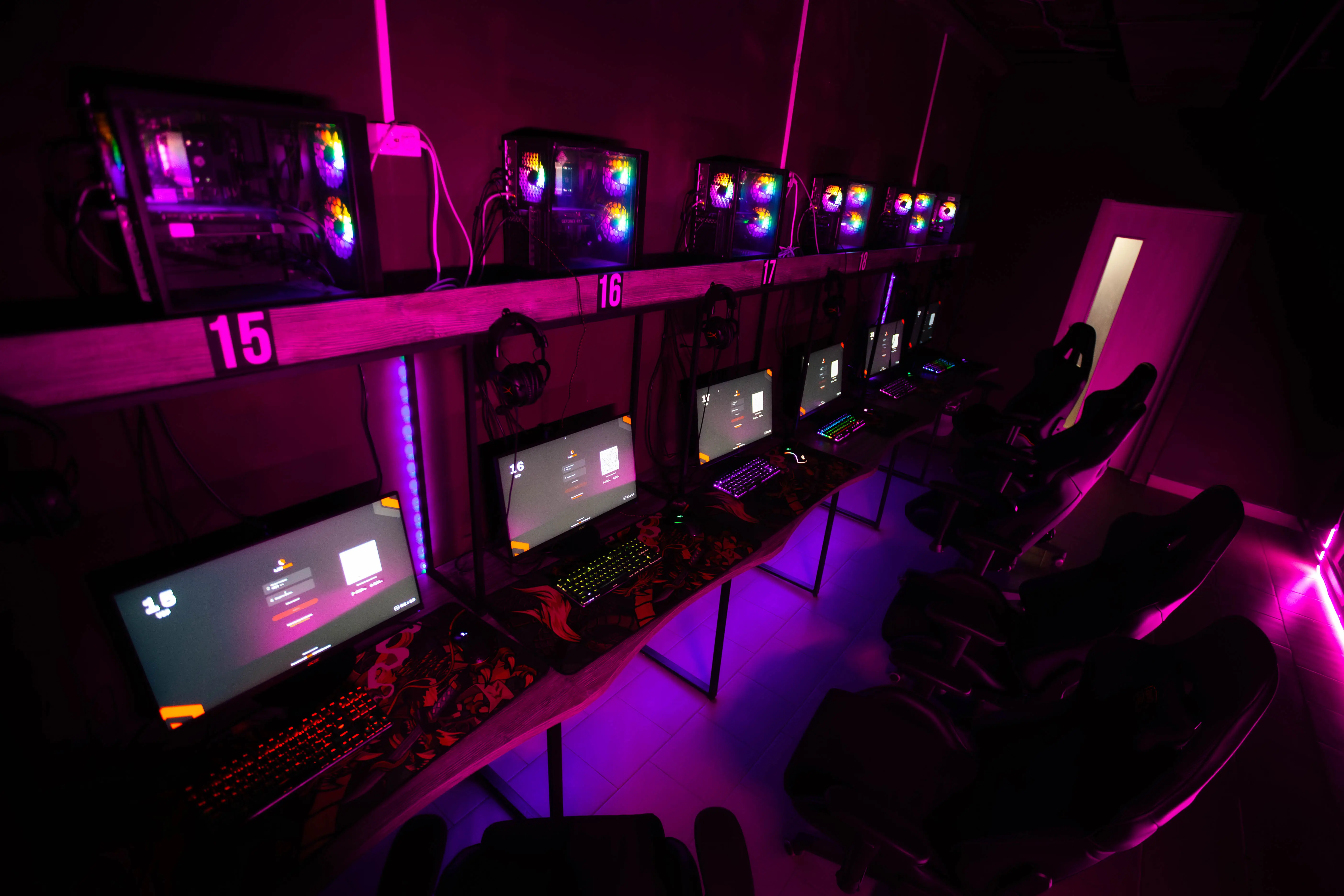 Изображение клуба 369 № 6