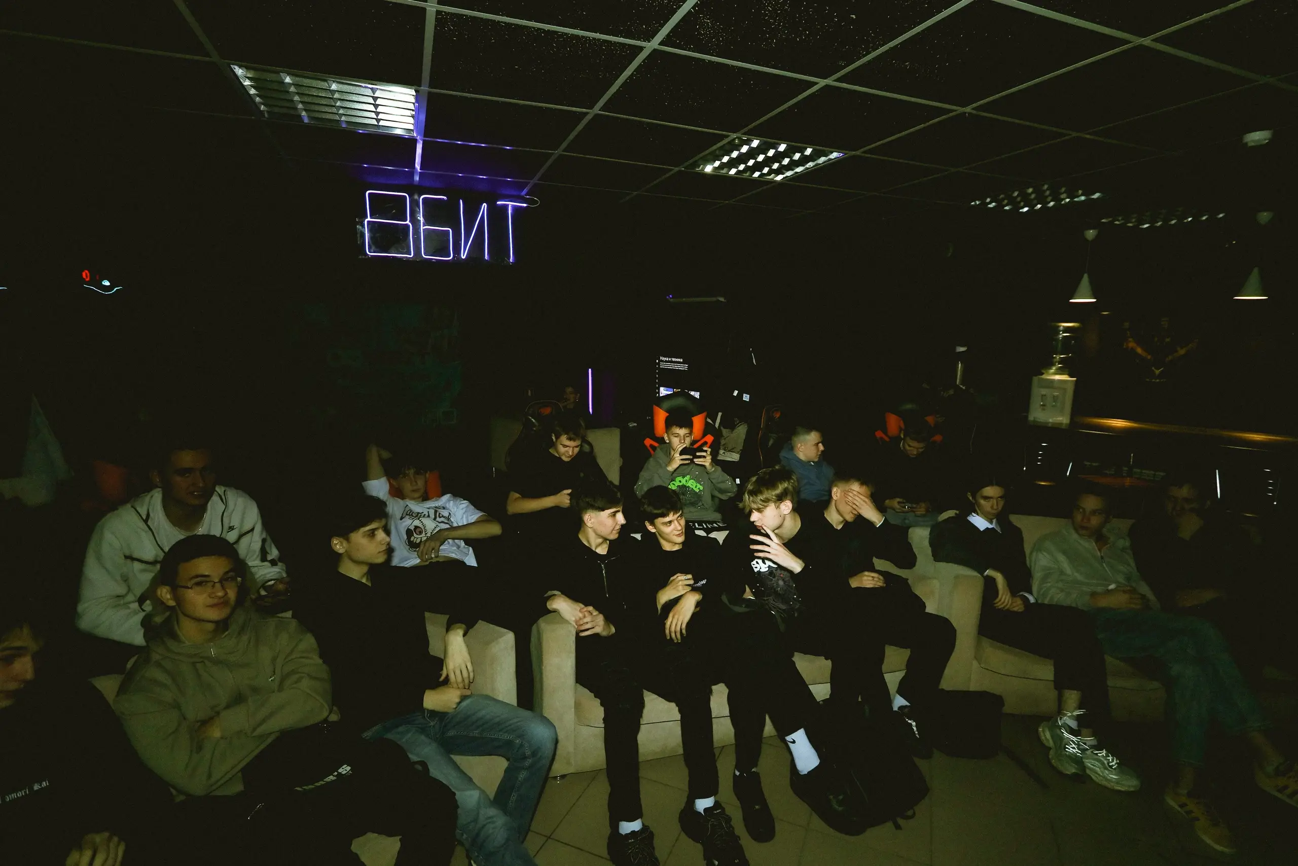 Изображение клуба 8bit № 5