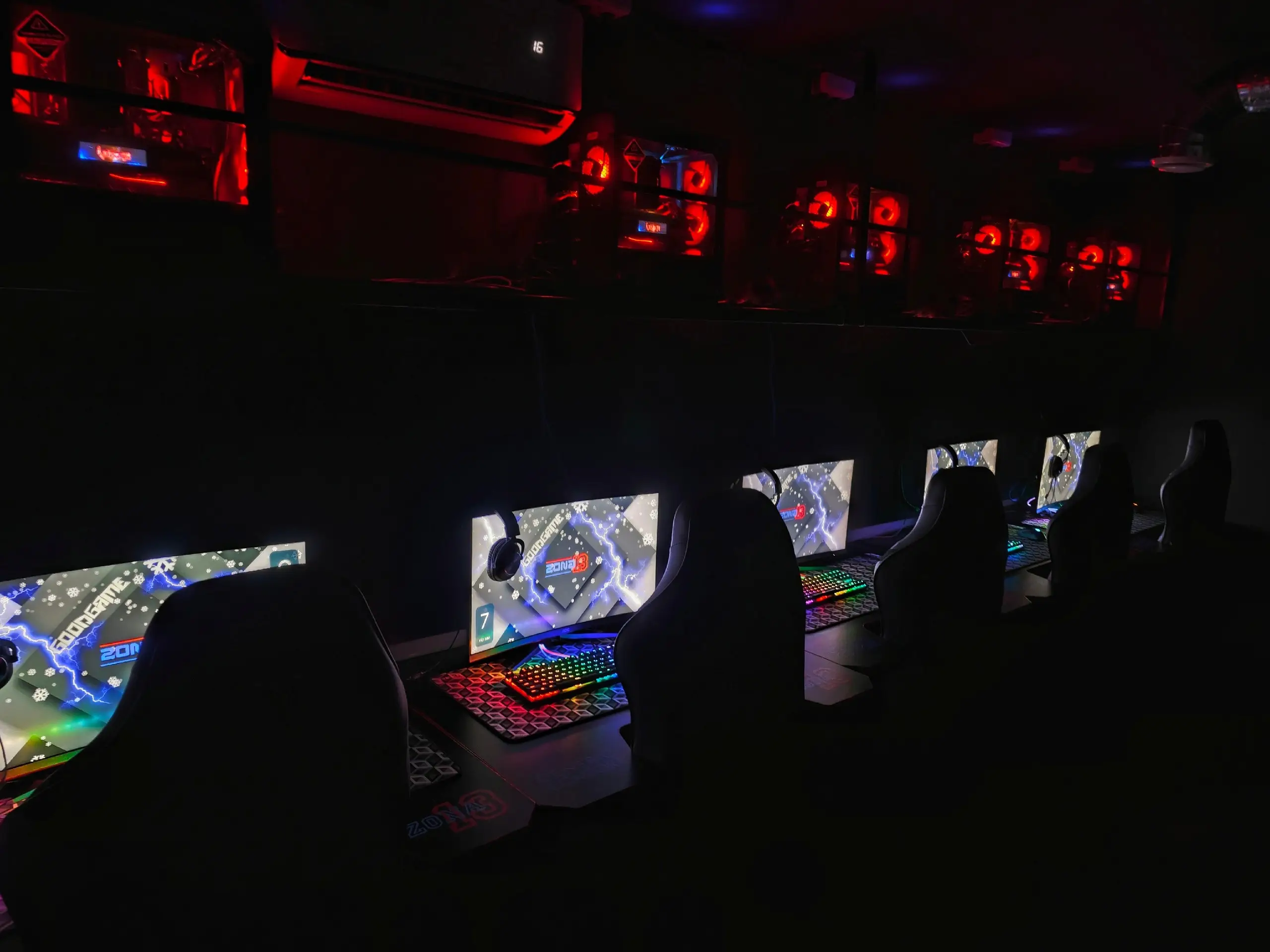 Изображение клуба ZONA13 № 5